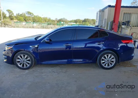 2016 Kia Optima Ex z USA, uszkodzony, nr VIN 5XXGU4L37GG013515